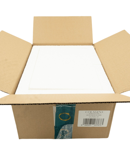 ColagenPlus – colagen 100% natural din oase de vită, ambalat în cutie termo premium pentru protecția produsului și păstrarea calității.